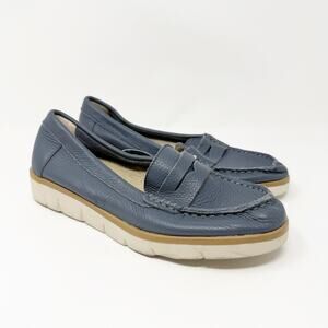 White Mountain Astella Leather Loafers 6M Blue Slip On Classic Minimal Coastal